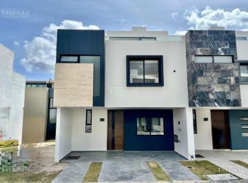 Casa de 3 habitaciones, Zapopan · Casa Venta en Valle Imperial Zapopan Jalisco