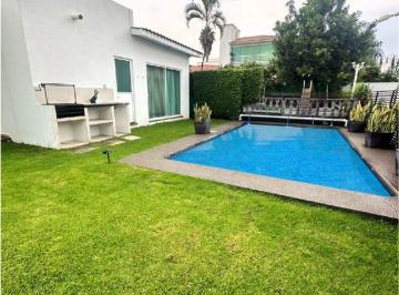 Casa de 3 habitaciones, Atlatlahucan · Casa con 432 m² Superficie de Terreno y 3 Recámaras en Venta, Lomas de Cocoyoc