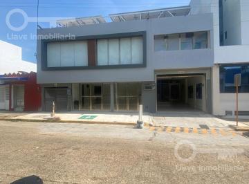 Local comercial · 34m² · Local en Renta en Av Revolucion Col. Centro en Coatzacoalcos, Veracruz.