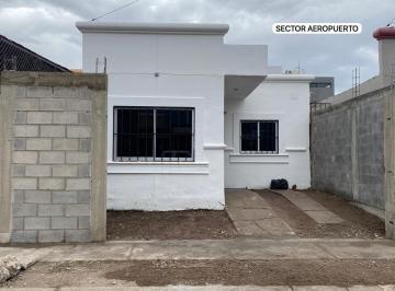 Casa · 63m² · 3 Recámaras · 1 Estacionamiento · Casa en Venta en Fracc. Valles del Sol
