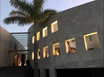 Casa de 5 habitaciones, Cuernavaca · Hermosa Residencia de Lujo en Fraccionamiento La Herradura