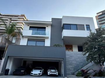Casa de 4 habitaciones, Monterrey · Hermosa Casa en Renta San Pedro Garza García – Privanzas Venecia