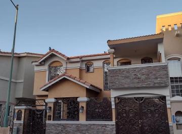 Casa de 3 habitaciones, Tijuana · Casa en Venta en Otay Lago, Tijuana
