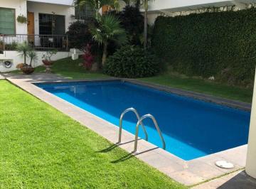 Casa · 150m² · 3 Recámaras · 2 Estacionamientos · Renta Casa en Condominio con Alberca en San Antón Cuernavaca Morelos