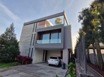 Casa de 4 habitaciones, Zapopan · Arauca Residencial Casa en Venta Zona Real Tec de Monterrey Zapopan