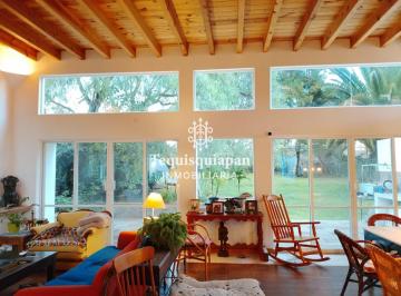Casa de 3 habitaciones, Tequisquiapan · Casa en Venta en Fraccionamiento Club de Golf Tequisquiapan