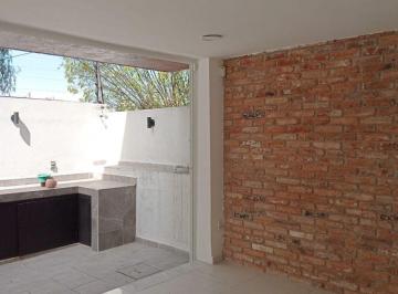 Casa de 4 habitaciones, Naucalpan de Juárez · Casa en Circuito Arquitectos, en Satélite con Vigillancia.