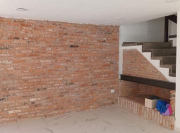 Casa de 4 habitaciones, Naucalpan de Juárez · Casa en Circuito Arquitectos, en Satélite con Vigillancia.