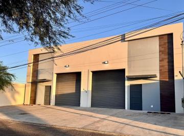 Local comercial · 630m² · Se Renta Bodega Industrial en Alamitos!