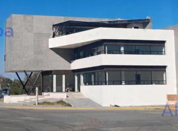 Local comercial · 82m² · Locales y Oficinas en Renta en Alberia Al Poniente