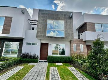 Casa en condominio · 102m² · 3 Recámaras · 2 Estacionamientos · Casa en Condominio Arona Zinacantepec