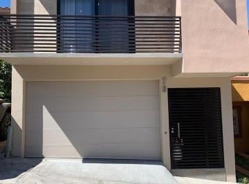 dd7f6dde1a7fed651eb039c280b9be143317f743531ce3e2177ab55ebb797653 · Venta | Casa en Privada San Sebastian Residencial Agua Caliente
