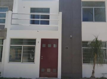 Casa de 4 habitaciones, Tlajomulco de Zúñiga · Casa en Oportunidad en Venta en Villas de San Martín