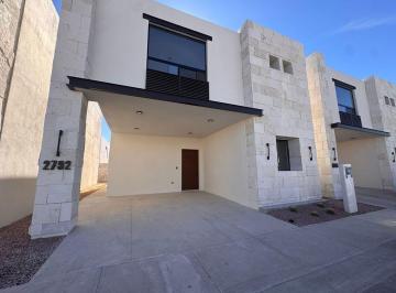 Casa · 400m² · 4 Recámaras · 3 Estacionamientos · Casa en Renta en Mexicali por Mes Xielos Residencial