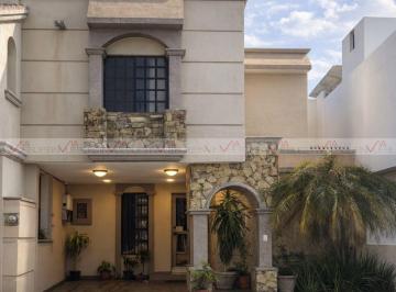 Casa · 148m² · 3 Recámaras · 1 Estacionamiento · Casa en Venta en Premier Lincoln