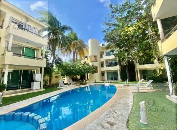 Departamento · 97m² · 2 Recámaras · 1 Estacionamiento · Departamento de 2 Recamaras Amueblado en Playacar