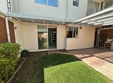 Casa en condominio de 3 habitaciones, La Magdalena Contreras · Magnífica Casa en Condominio con Doble Jardin en Venta - Zona San Jeronimo
