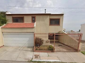 Casa de 3 habitaciones, Guadalupe · Excelente Oportunidad de Adquirir Casa en Una de Las Mejores Zonas de Zacatecas