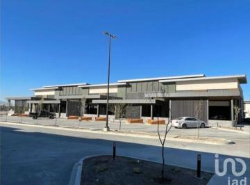 Local comercial · 108m² · Locales en Renta, Zona Gastronomica, Las Torres