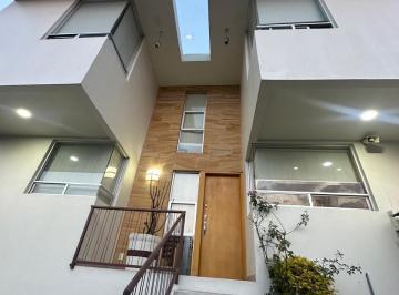 Casa · 272m² · 4 Recámaras · 3 Estacionamientos · Casa en Venta en La Sexta Seccion de Lomas Verdes, Naucalpan