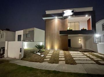 Casa de 4 habitaciones, Calimaya · Casa en Venta Calimaya Villas del Campo