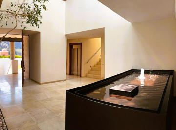 Casa de 4 habitaciones, Huixquilucan · Residencia de Lujo en La Herradura con Elevador, Terraza y Jardines