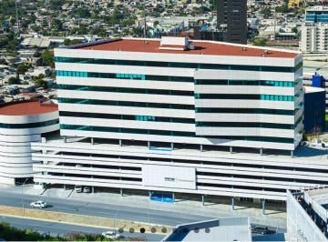 1 · Oficinas en Renta en del Paseo Residencial