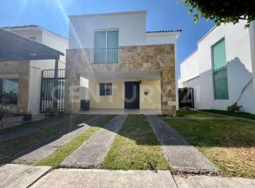 Casa · 166m² · 3 Recámaras · 2 Estacionamientos · Venta de Casa en El Deseo, Lomas de Angelópolis II, San Andres Cholula, Puebla.