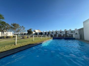 Casa de 3 habitaciones, León · Casa en Renta Amueblada en Valle del Roble con Servicios Incluidos– Zona Sur León