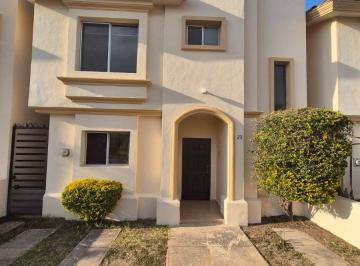 Casa de 3 habitaciones, Tlajomulco de Zúñiga · Casa en Venta en Villa California - Coto La Jolla L12