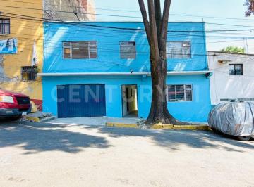 Casa · 267m² · 4 Recámaras · 1 Estacionamiento · Venta de Casa en Jose Maria Pino Suarez, Alvaro Ogregon, Cdmx