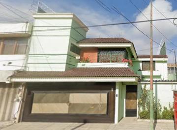 Casa de 4 habitaciones, Puebla · Venta de Casa en Puebla