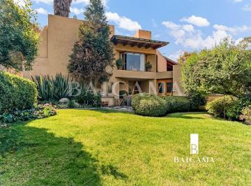 beec286ba00a1e84bc70f9ec54bafb3f8778ec93513ad2c153d5db21d731847a · Casa en Venta en Cerrada Cumbres de Acultzingo