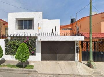 Casa de 4 habitaciones, Azcapotzalco · Casa en Venta en Hacienda Olivar del Conde, Prados del Rosario, Azcapotzalco, Cdmx