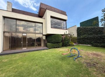 Casa de 3 habitaciones, Miguel Hidalgo · Casa en Venta en Bosque de La Lomas. Bosque de Naranjos. Jardin