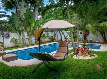 Casa · 400m² · 4 Recámaras · 2 Estacionamientos · Casa Amueblada 4 Recamaras con Alberca y Jardin en Cancun