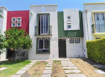 Casa en condominio de 3 habitaciones, Querétaro · Casa Venta 3 Recámaras en Paseos del Pedregal, Querétaro