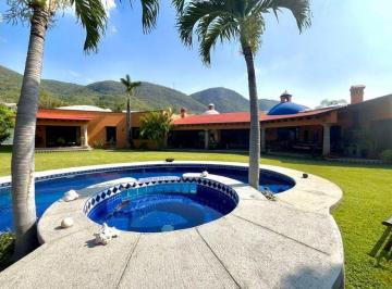 Casa · 600m² · 3 Recámaras · Casa en Venta en Cliserio Alanis