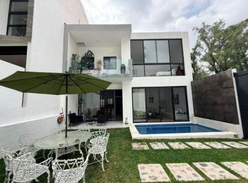 Casa · 240m² · 3 Recámaras · Casa en Venta en San Antón