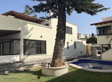 Casa · 385m² · 4 Recámaras · Casa en Renta en Vista Hermosa