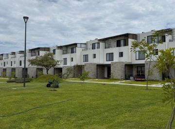 Casa · 126m² · 3 Recámaras · Casa en Condominio en Venta en Colinas de Santa Fe