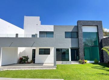 Casa · 450m² · 4 Recámaras · Casa en Venta en Ampliación 3 de Mayo