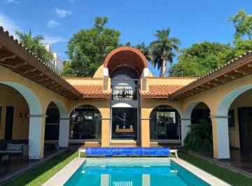 Casa · 400m² · 5 Recámaras · Casa en Venta en Real de Tezoyuca