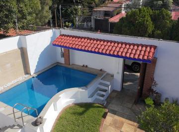 Casa · 350m² · 4 Recámaras · 4 Estacionamientos · Casa en Venta en Rinconada Vista Hermosa