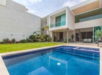 Casa · 500m² · 4 Recámaras · Casa en Renta en Lomas del Mirador