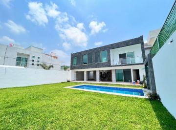 Casa · 350m² · 4 Recámaras · Casa en Venta en Ampliación 3 de Mayo