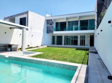 Casa · 441m² · 5 Recámaras · Casa en Venta en Pueblo Viejo