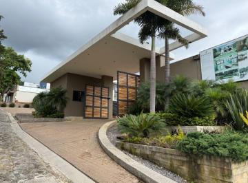 Terreno / Lote · 400m² · Lote / Terreno en Venta en Lomas de Ahuatlán