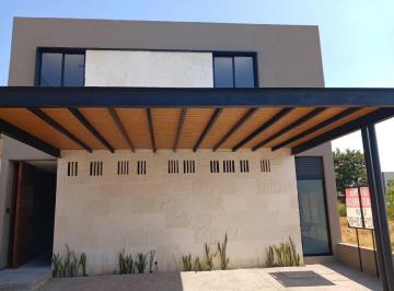 Casa de 4 habitaciones, Querétaro · Venta Casa Altozano