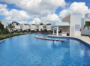 Casa · 240m² · 3 Recámaras · 4 Estacionamientos · Casa en Venta en Residencial Izamal Poligono Sur Cancun Amueblada